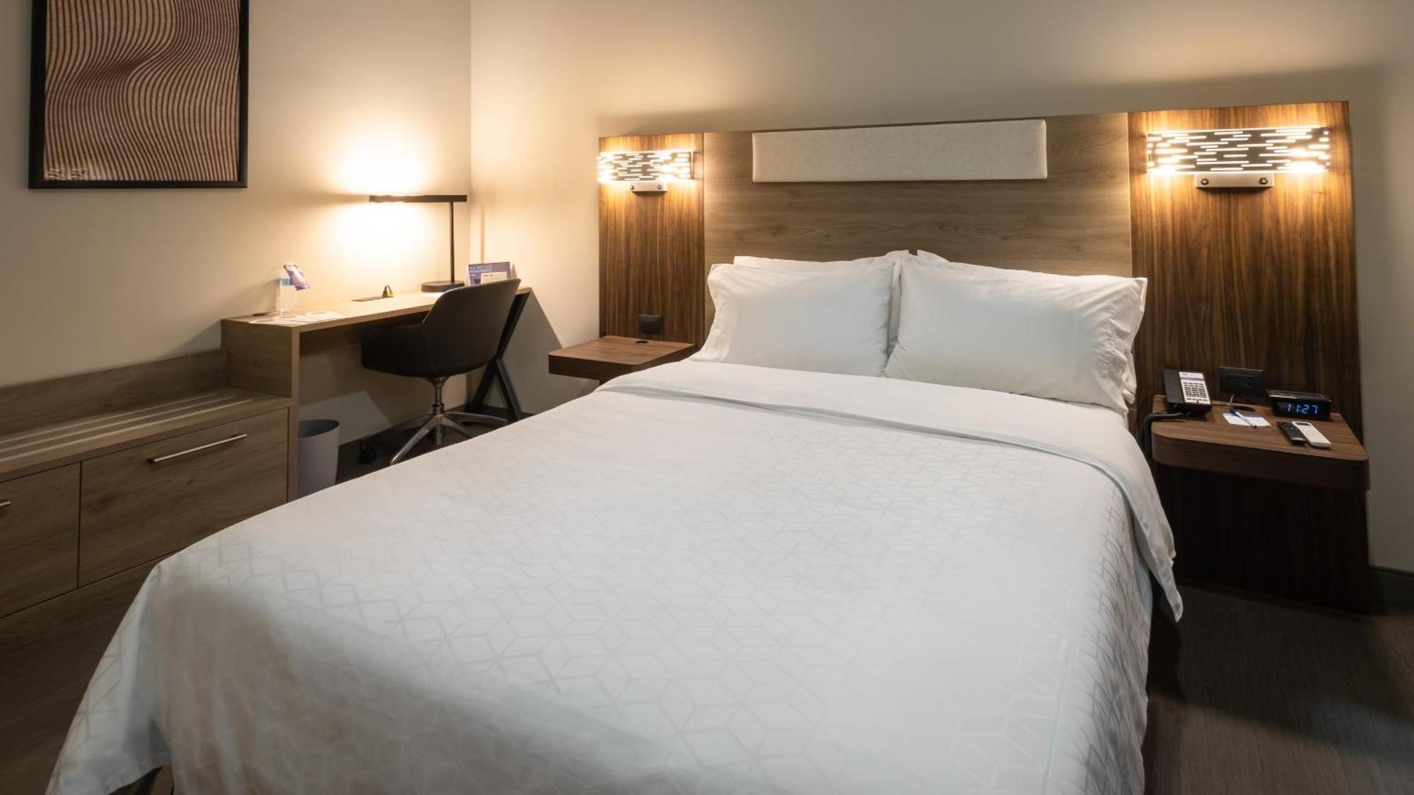 Holiday Inn Express Morelia Centro Historico Экстерьер фото