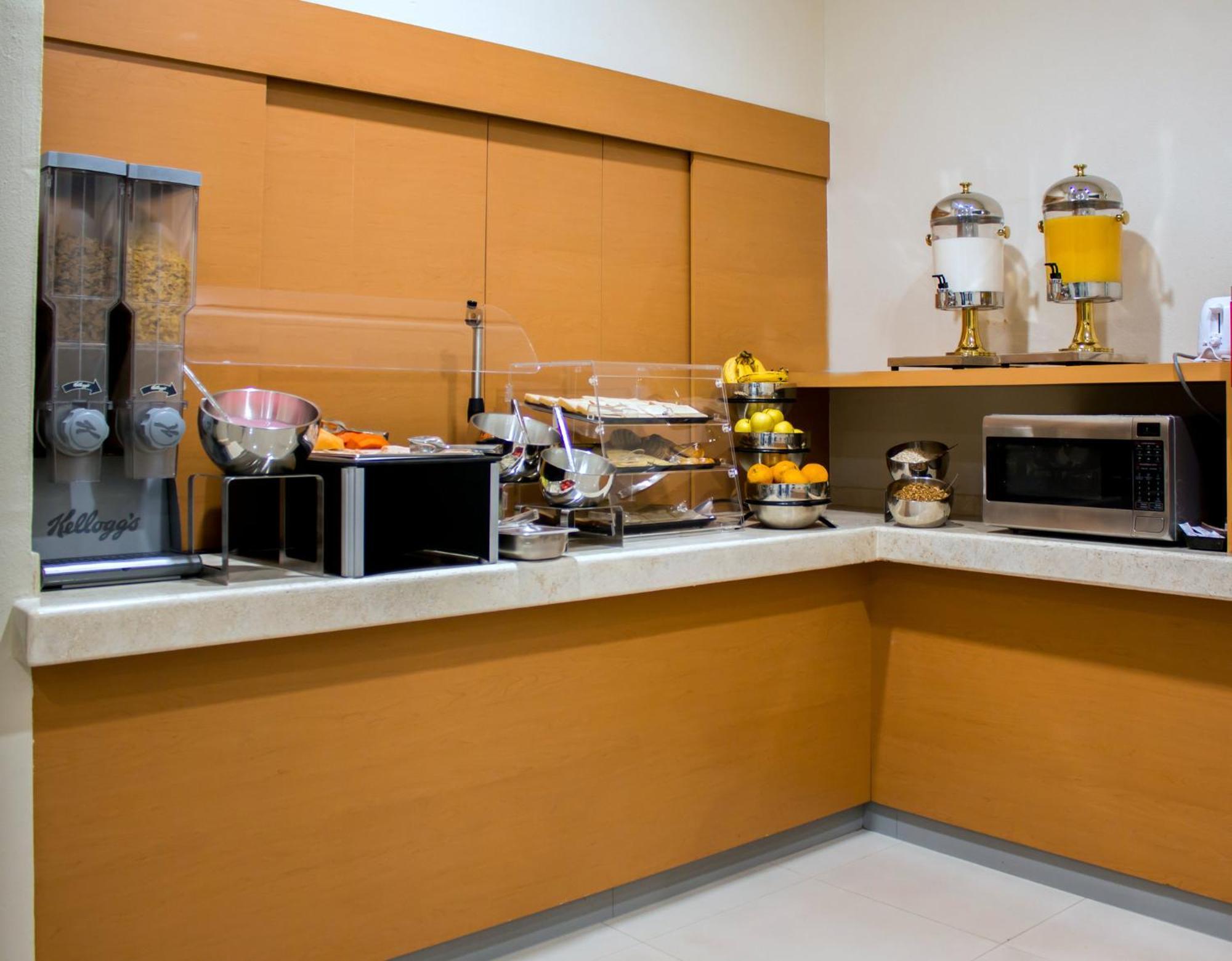 Holiday Inn Express Morelia Centro Historico Экстерьер фото